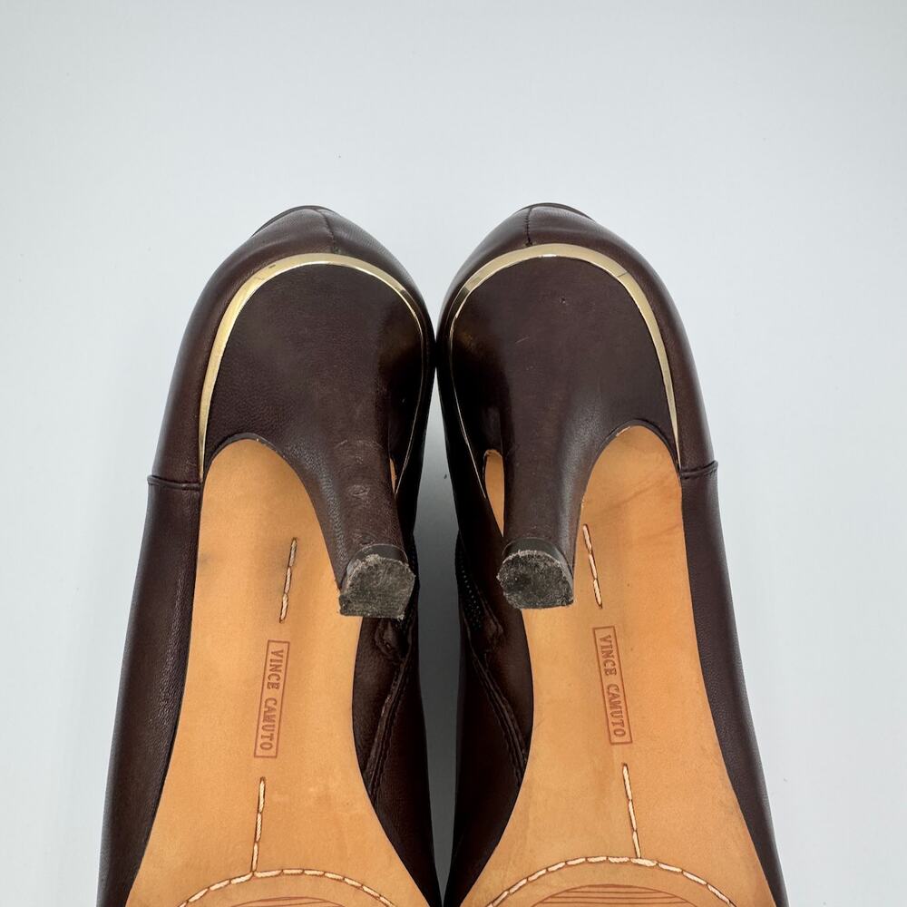 Vince Camuto Vernaya Ankle Booties 10M Espresso Brown Leather Gold Buckle Heels - Picture 9 of 16